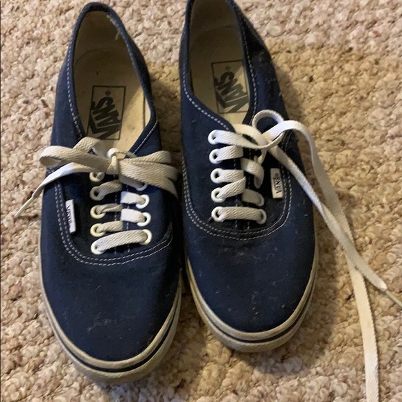 Vans - Picture 1 of 1